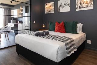 7th Floor Wex1 703 - 4