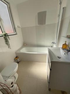 Fantastic Spacious Apartment near Carcavelos Beach - Parede - 1