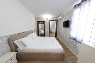 Domus Augustea - 2 Floor - 6