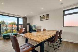 Modern Penthouse in Wembley - 9