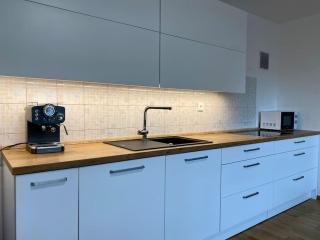 Spacious APT in a Quiet Neighbourhood + Private Parking - Lubiana - 4