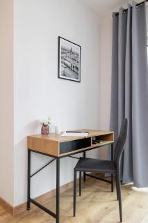 Modern Apartment Podgorze with Parking by Noclegi Renters - Krakow - 2