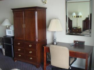 Harbor Base Inn - Newport - 5