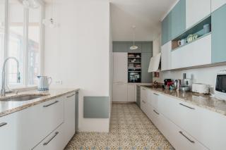 Veeve - Amber Blush - 1