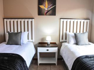 River Olive Estate Accommodation - Beaufort West - 7