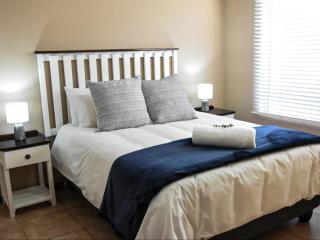 River Olive Estate Accommodation - Beaufort West - 5