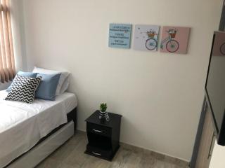 Apartamentos View, calle del Malecón frente al lago - 3