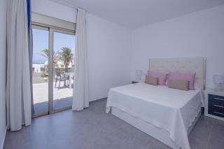 Apartment Holiday 2 Beachfront Corralejo By Holidays Home - Corralejo - 9