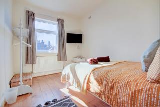 Fliss's House - Leicester - 6