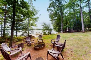 Bearfoot at the Lake - Eagle River - 2
