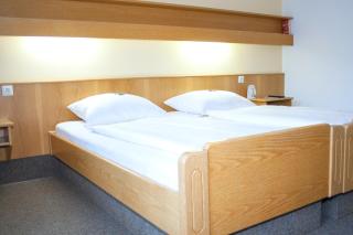 Hotel am Regenbogen - Cham - 9