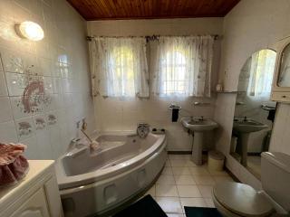 GUESTHOUSE SHALOM - Springs - 3