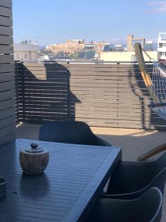 Luxury Penthouse With Private Rooftop - Acropolis View - 9