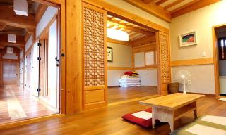 Hwangnamguan Hanok Village - Gyeongju - 4