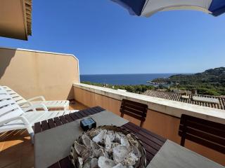 EXCLUSIVO APARTAMENTO CON VISTAS ESPECTACULARES A LA BAHÍA DE AIGUABLAVA - ES-226-3 - Begur - 0