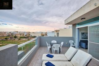 Beautiful, 2BR Penthouse with large balcony + BBQ by 360 Estates - Il-Gżira - 0