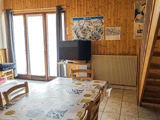 Grand appartement 8 personnes, animaux admis, parking, proche des pistes - FR-1-671-108 - Les Gets - 0