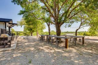 Patios and Lake View McKinney Ranch Home! - McKinney - 8