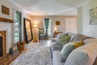 Tranquil Cottage in Virginia Countryside with Pond! - 2
