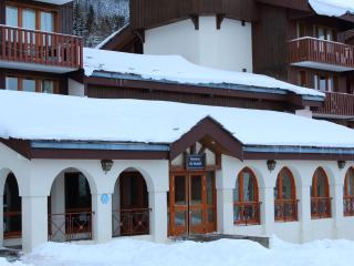 Studio rénové · Proche pistes · 4 pers · Terrasse · Casier à ski - FR-1-181-2720 - 4