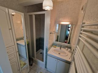 Chatelaillon-Plage Centre-Ville: Apt 4 pers, balcon, parking, piscine, wifi - FR-1-706-21 - Châtelaillon-Plage - 2