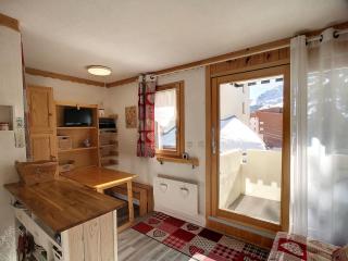 Studio Cabine Rénové, 4 Pers, Balcon Sud-Ouest, Proche Pistes et Commerces - Les Menuires - FR-1-178-378 - Les Menuires - 0