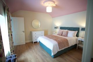 Townhouse Stay - St George's Terrace - Carrick on Shannon - 3