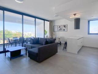 Phaedrus Living White Hills Suites Panoramic View - Aglantzia - 9