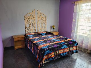 Amplio departamento para 2 personas - Neuquén - 6