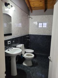 Amplio departamento para 2 personas - Neuquén - 1