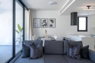 Phaedrus Living White Hills Suites Panoramic View - Aglantzia - 4