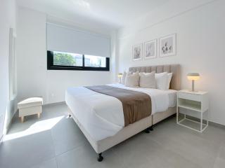 Phaedrus Living White Hills Suites Panoramic View - Aglantzia - 1