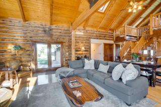 Heated Pool and Mtn Views Log Cabin in Parker! - Parker - 5