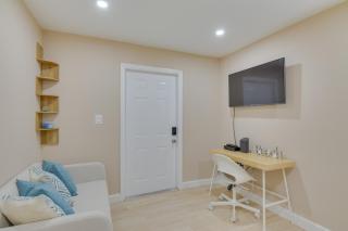 Refreshing Miami Apartment 4 Mi to the Beach! - 9