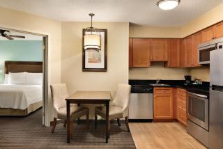 MainStay Suites - 8
