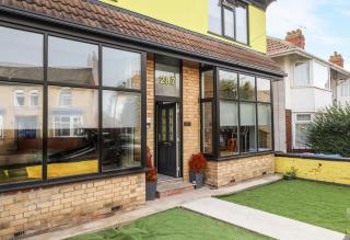 The Yellow House - Withernsea - 8