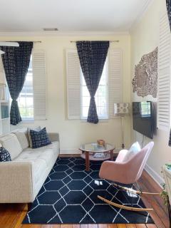 Charming 1885 Parlor Loft Downtown Savannah Stay - Savannah - 8