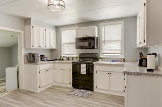 Cozy Downtown Sandusky Gem - 1 Mi to Lake Erie! - Sandusky - 4