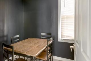 Cozy Downtown Sandusky Gem - 1 Mi to Lake Erie! - Sandusky - 1