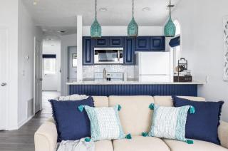 Beach 321 with Vaulted Ceilings Pool Hot Tub and Stunning Views from Private Deck - 3