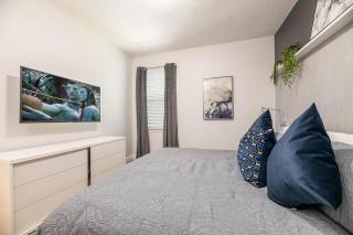 11BR Oasis with Private Pool, Cinema, Game Room! - Orlando - 1