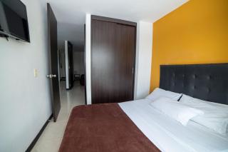 Apartamento con parqueadero, piscinas y wifi a 5 min del parque del café - Montenegro - 3