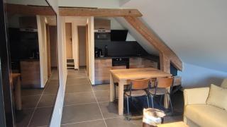 Géraniums Et Neige Fraîche, Maison d'Hôtes avec Suites Haut de Gamme, Balnéo massante et Sauna privés - Métabief - 4