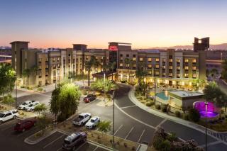 Hampton Inn & Suites Phoenix Glendale-Westgate - Glendale - 8