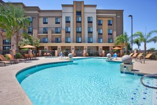 Hampton Inn & Suites Phoenix Glendale-Westgate - Glendale - 2