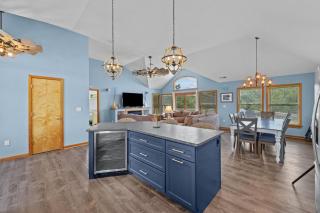 1090 - Catch Me N Corolla by Resort Realty - Corolla - 1