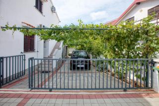Apartments with a parking space Vodice - 21593 - Vodice - 1