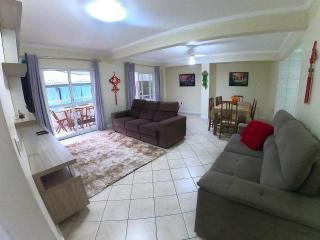 124 - Apartamento 3 dormitórios condomínio fechado - 1