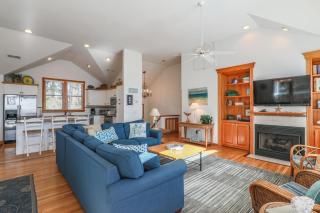 1289 - Sounds Like Fun by Resort Realty - Corolla - 1