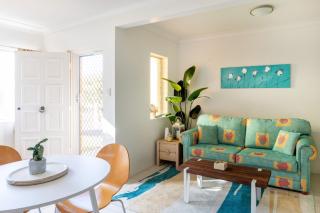 Free night on us this winter at Mindi's - Narrawallee - 9